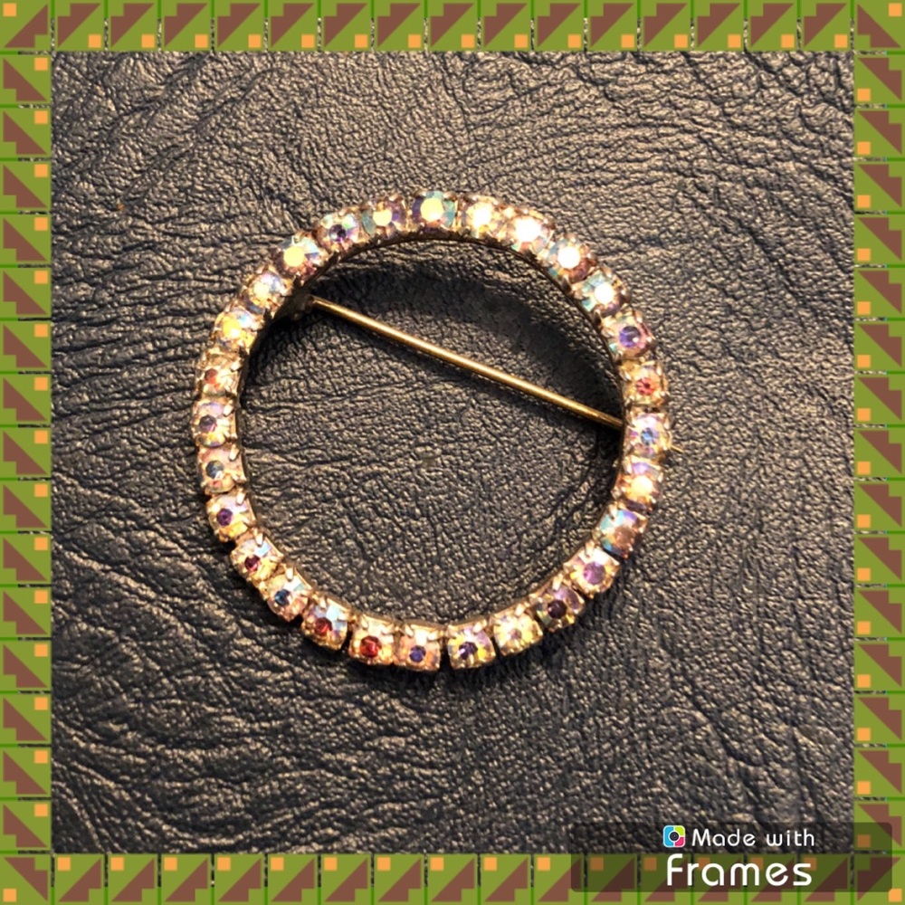 💃🏻Rhinestone circle brooch💃🏻
